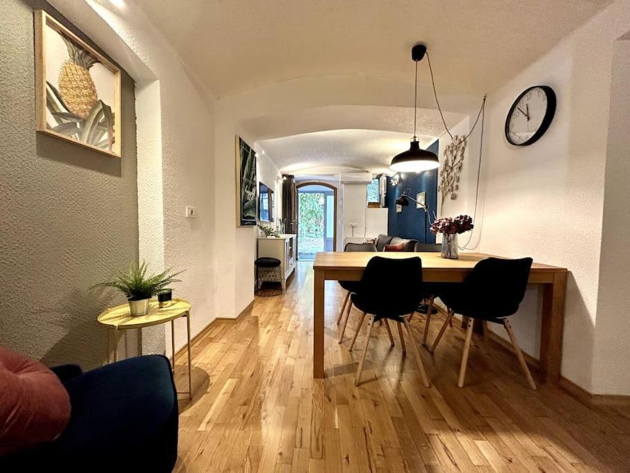 Charming Appartment 3-Min Walk To Old Town - Free Parking Ljubljana Buitenkant foto